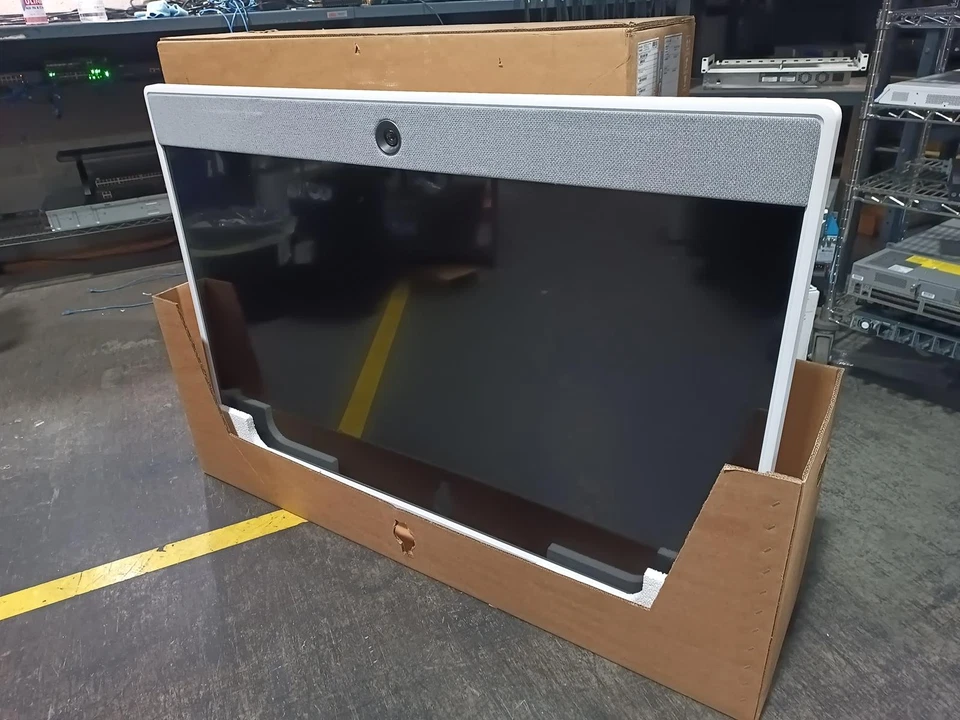 Unidade principal Cisco CS-R55-UNIT-K9 para sistema de colaboração de vídeo Webex Room 55 - Imagem 4 de 4