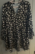 Woman’s Size 10 In The Style Dress Excellent Condition