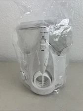 New WaterPik Traveler Water Flosser WP-150 Base And Bucket Top 2 Piks