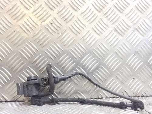 Volkswagen Golf IV 1999 Diesel 96kW Turbolader Druckwandler Magnetventil