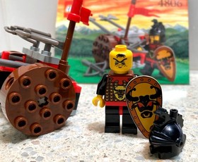 Lego Knight's Kingdom  No. 4806 'Axe Cart' (2000) with instructions