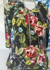 women's Attitudes by Renee   Blouse Size L Black Multicolored Floral   2 POCKETS