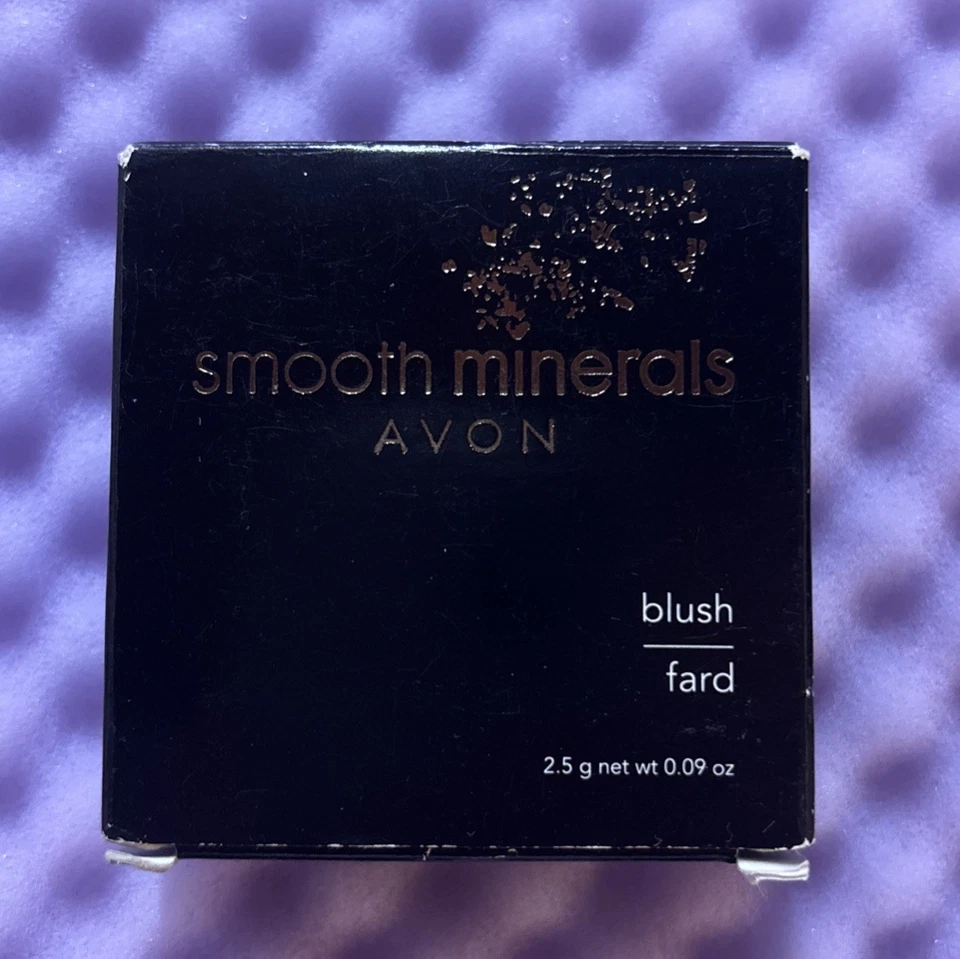 Discontinued Avon Smooth Minerals Blush Radiance M101 New Old Stock - Image 3 of 4