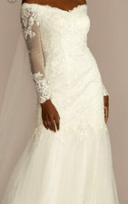 Long Sleeve Off-the-Shoulder Trumpet Wedding Dress from David s Bridal Size 14
