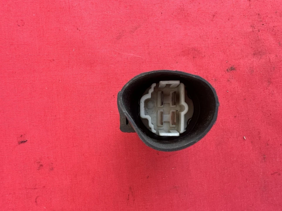 Relé de ventilador de calefacción Denso 12V 058700-0360 OEM para Mazda Kawasaki Subaru Foto 2 de 2