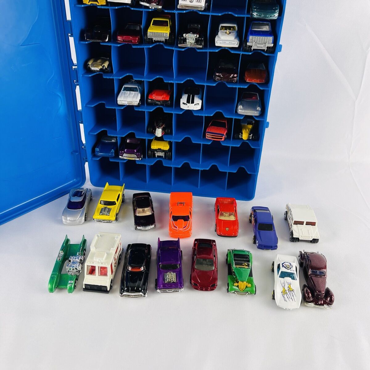 Vintage 1999 Hot Wheels 48 Car Carry Case Mattel Racing Hard