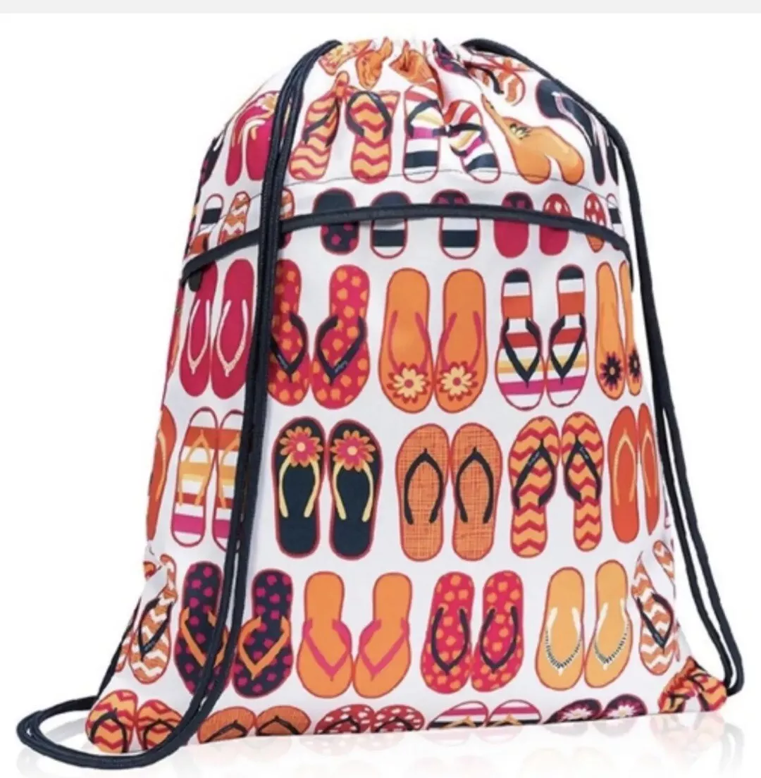 The Thermal Cinch Sac from Thirty-One; Available for a limited time in this  pattern!