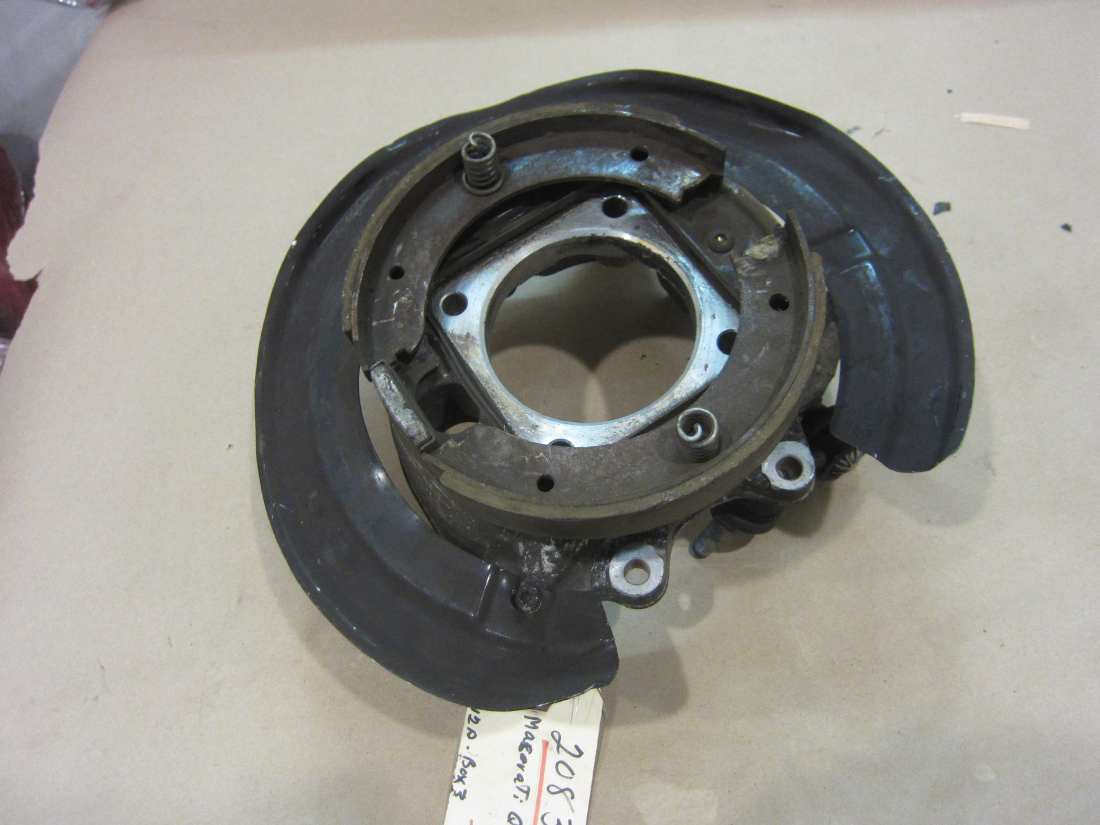 Maserati 03-05 Quattroporte LH Rear Hub Carrier - P/N 208334