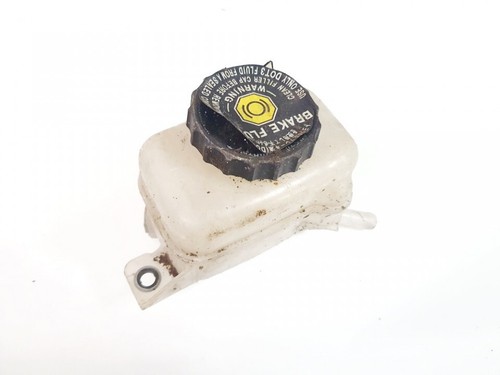 Brake fluid reservoir