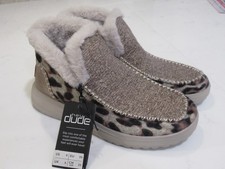 Hey Dude Womens Denny Comfort Boot Shoes Leopard Taupe 8 NEW WITH TAG