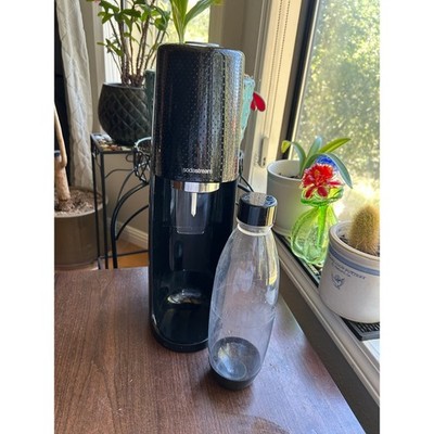 SodaStream Machine SPT-001 Black One Bottle No CO2 Tested Works