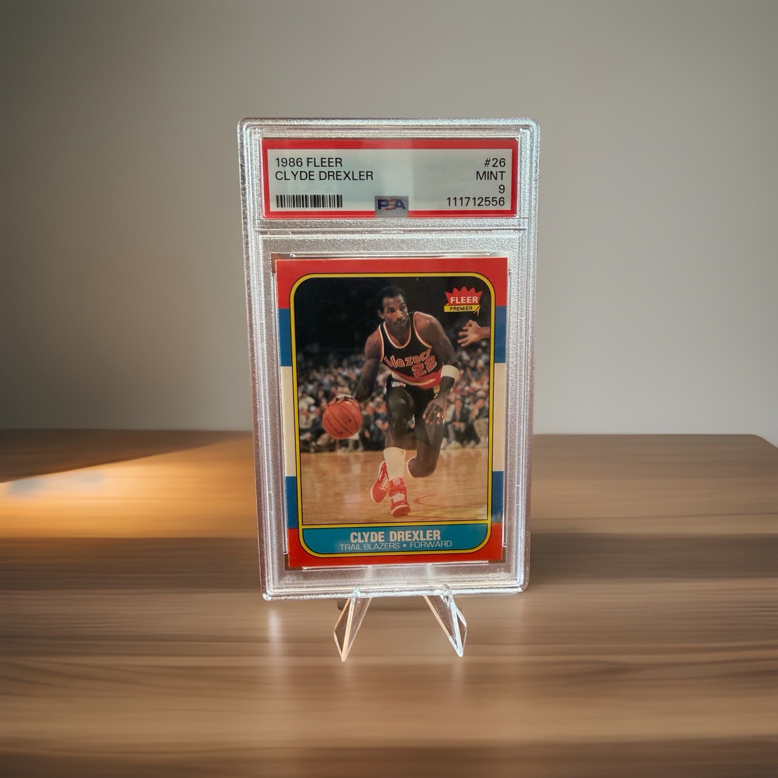 1986 FLEER BASKETBALL #26 CLYDE DREXLER RC PSA 9 MINT ~BEAUTIFUL CARD BLAZERS