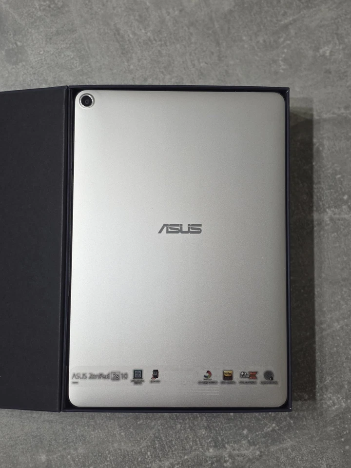Asus ZenPad 3S 10 Z500M P027 Silver 9.7" 32GB 4GB Ram Wi-Fi Android Tablet - Image 3 of 4