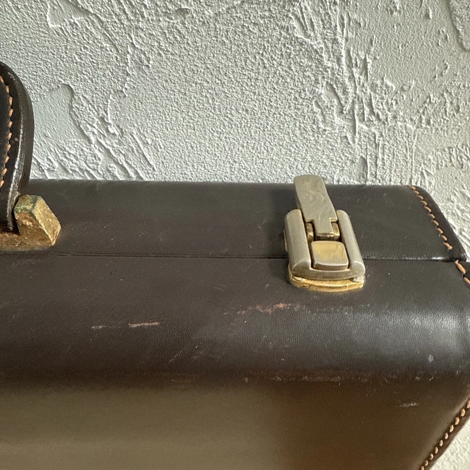 "De colección Atlas Philadelphia Cuero Marrón Carcasa Rígida 18"" Adjunto Maletín Negocios" Foto 4 de 4