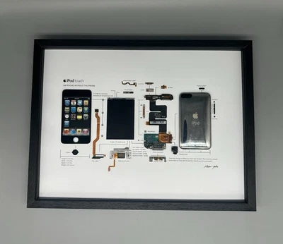 iPod Touch Zerlegt im Rahmen – Technik Kunstwerk – Gerahmte Wanddeko – Schwarz - Bild 1 von 3