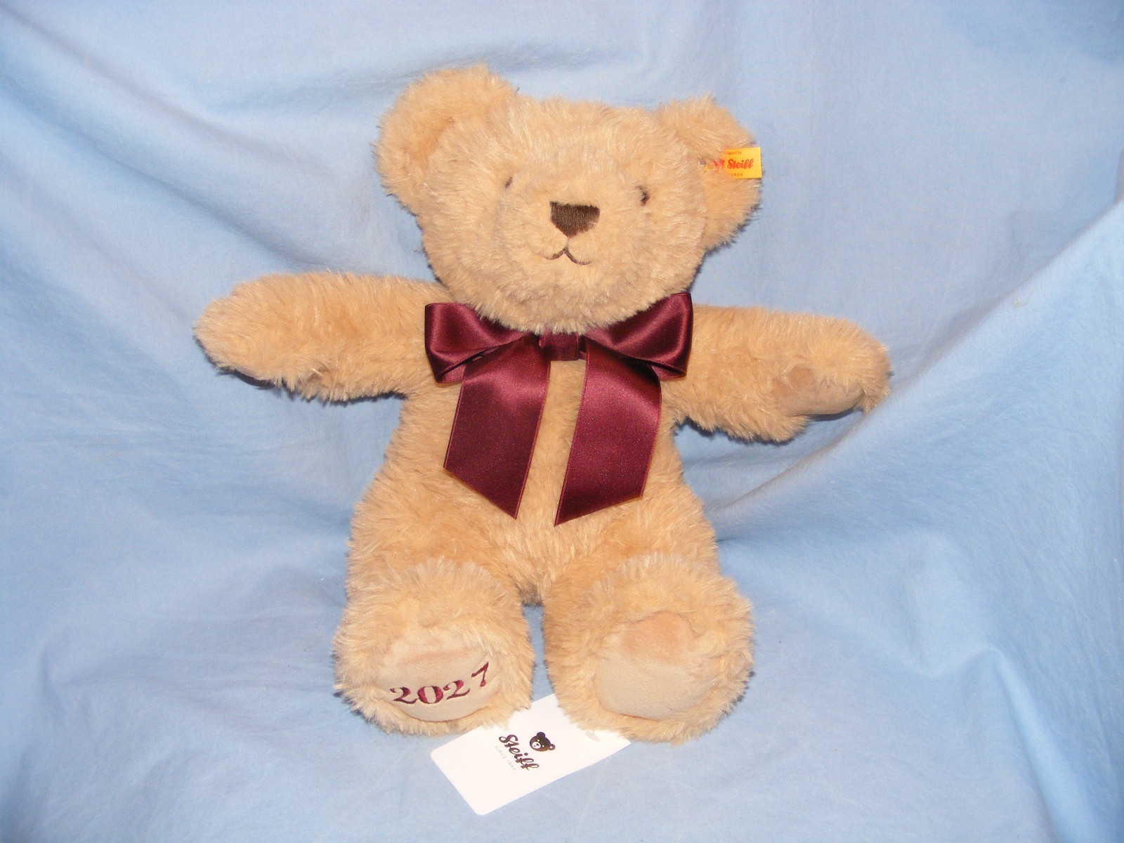 Steiff 2027 Cosy Year Bear 114120 Brand New Steiff Brand New In Stock