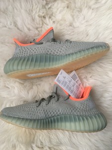 yeezy boost 350 v2 39