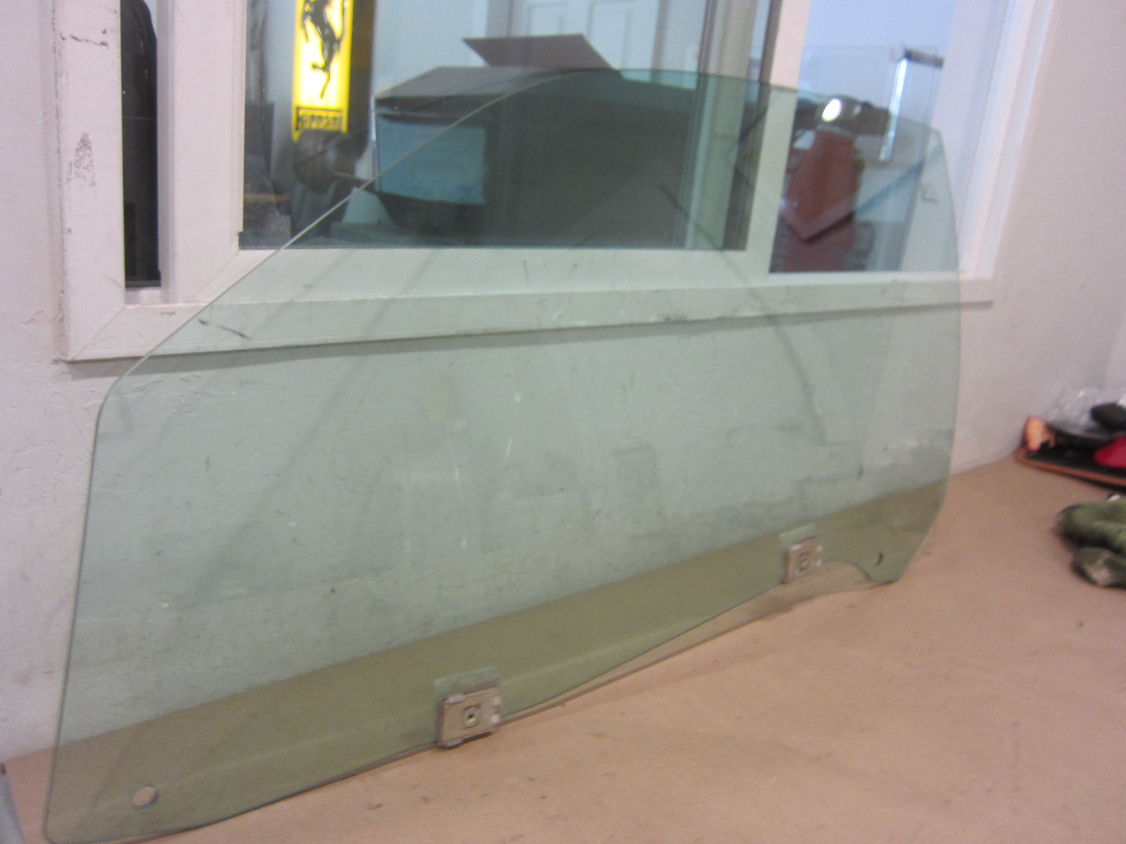 Maserati 3200,4200 - LH Side Door Glass (USED)- P/N 387700305