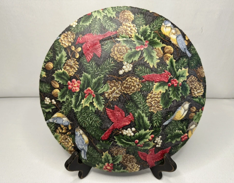 Holiday Cardinal Glass Plate with Reverse Appliqué 8" - Image 2 of 2