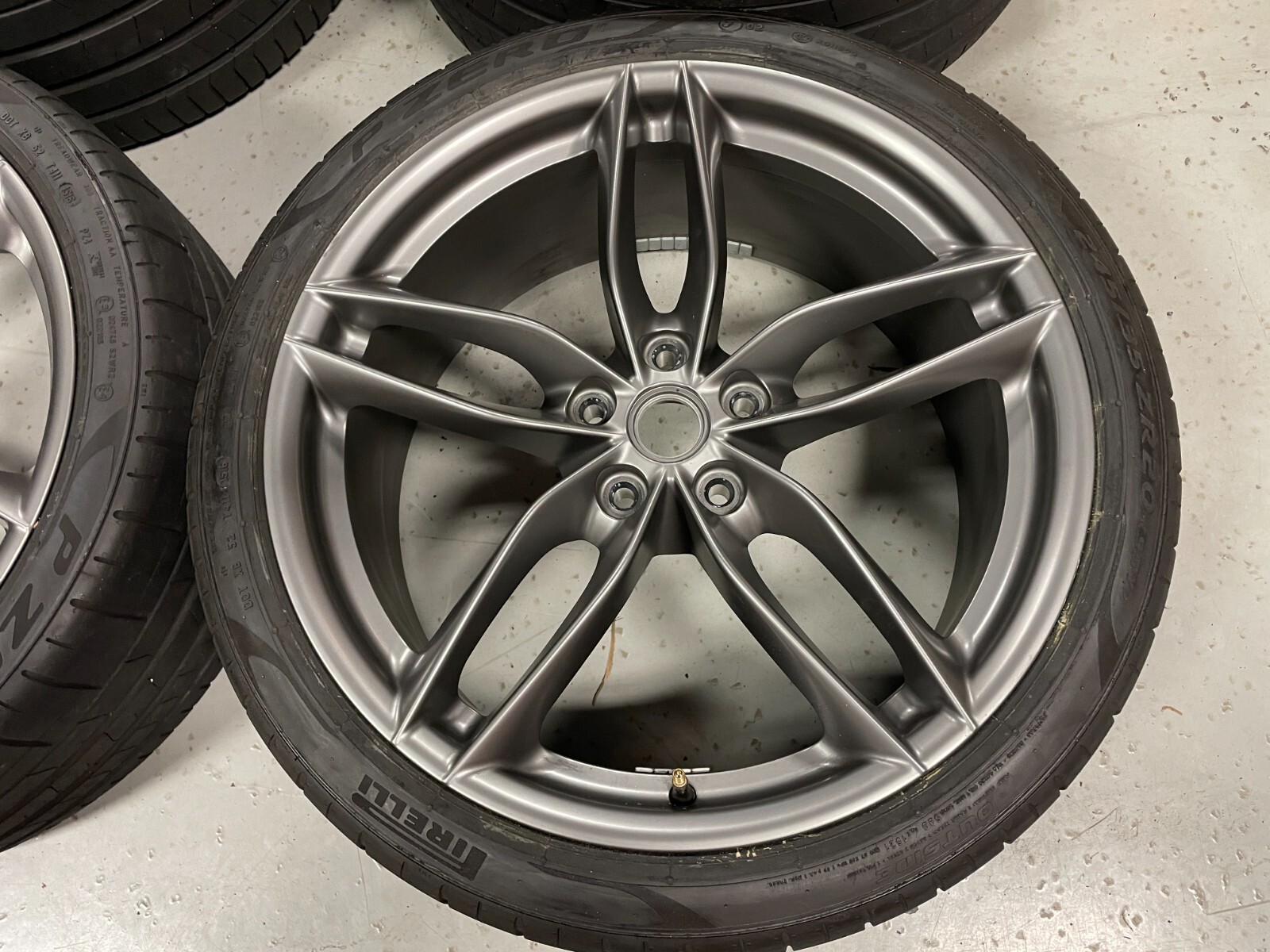 Ferrari 488 Wheels OEM GTB Factory Grigio 458 REAL Pista