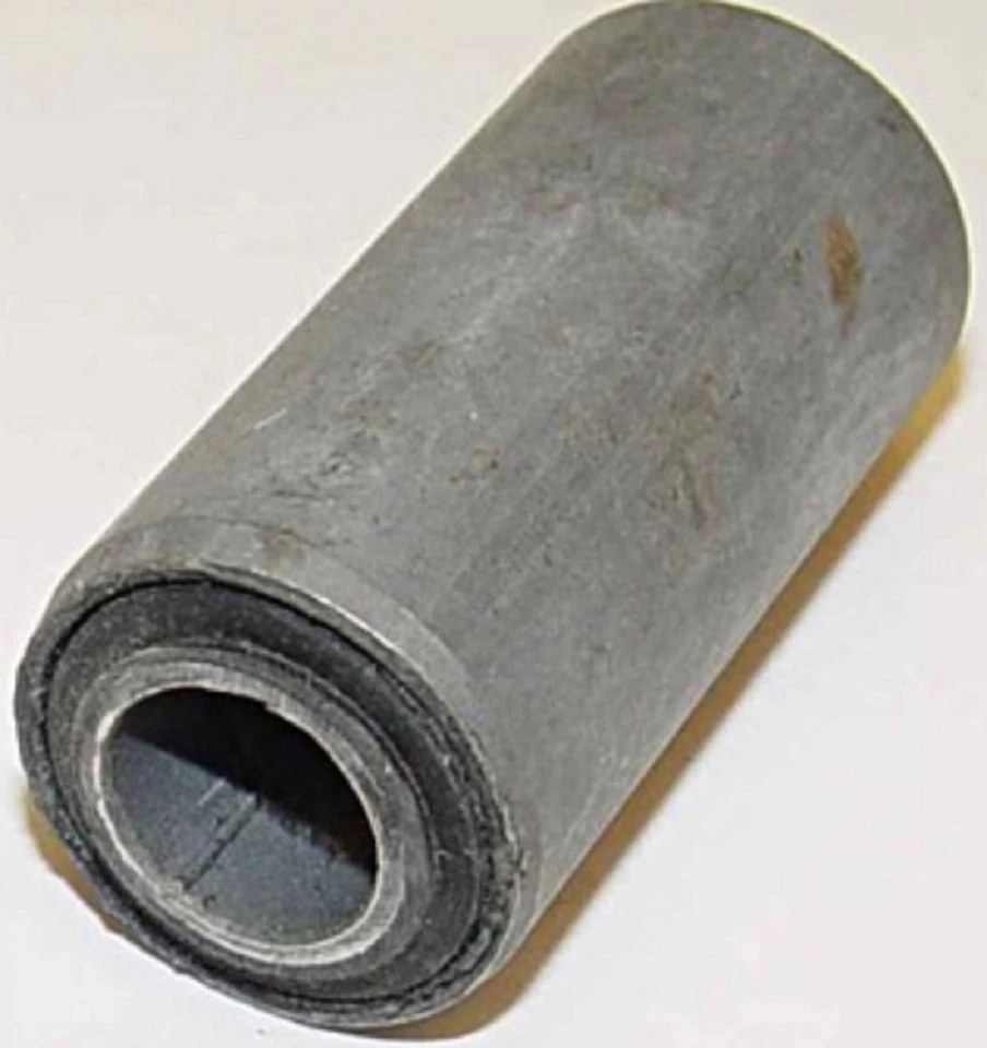 OMIX ADA Leaf Spring Eye Bushing for Jeep Willys Utility Wagon & CJ-3 Foto 2 de 4