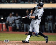 Yasmani Grandal Chicago White Sox Signed 8x10 Photo PSA