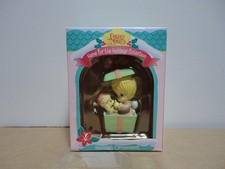 1995 Precious Moments 'Home for the Holidays' Girl in Gift Box