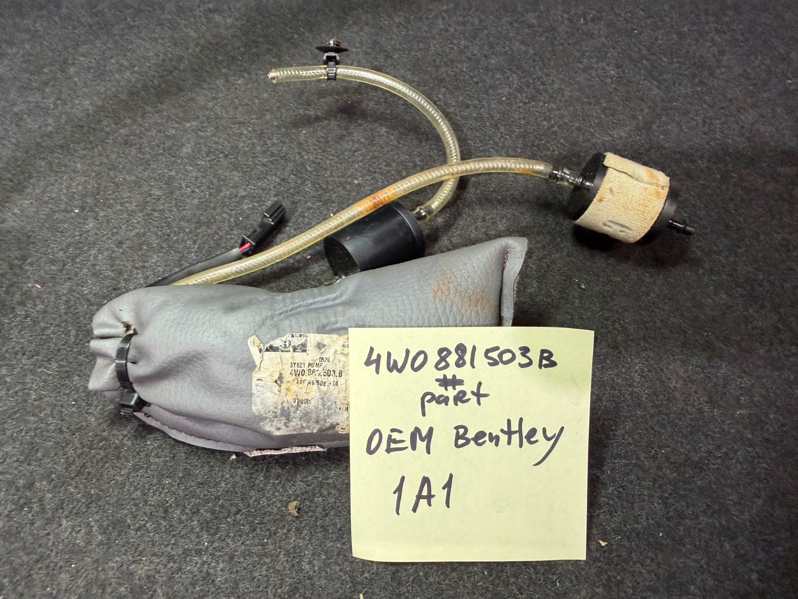 Bentley Flying Spur 2014-2018 Front Upper Air pump P/N 4W0881503