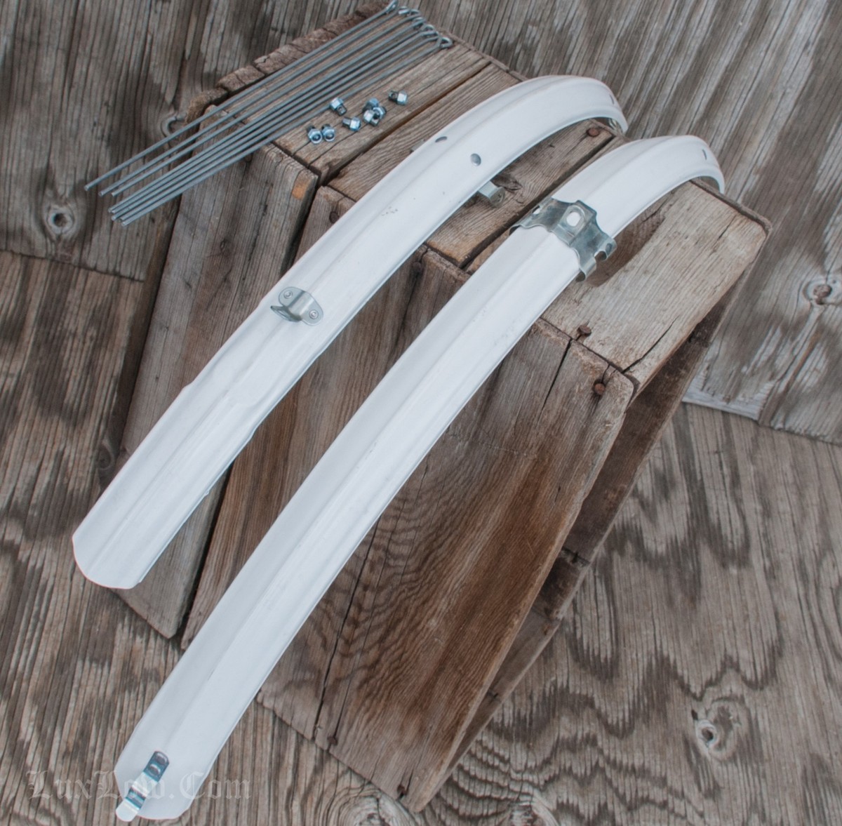 NOS Vintage Bluemels Road Bike FENDERS 700c 27