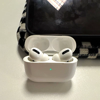 Apple AirPods Pro 3