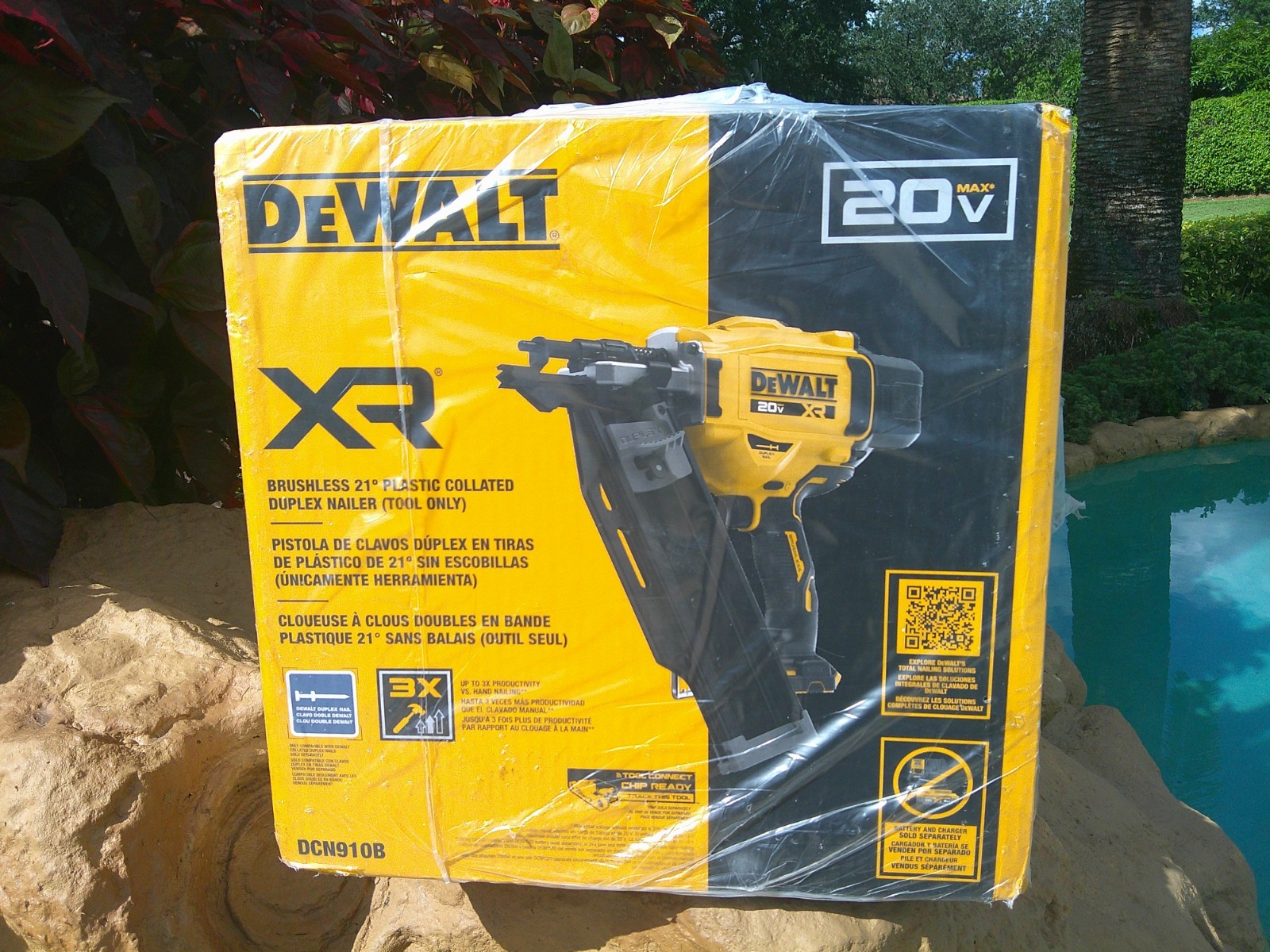 DEWALT DCN910B 20V MAX XR 21 Degree Plastic Collated Duplex 