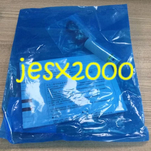 1Pcs New Omron E3F2-DS30B4-P1 Sensor
