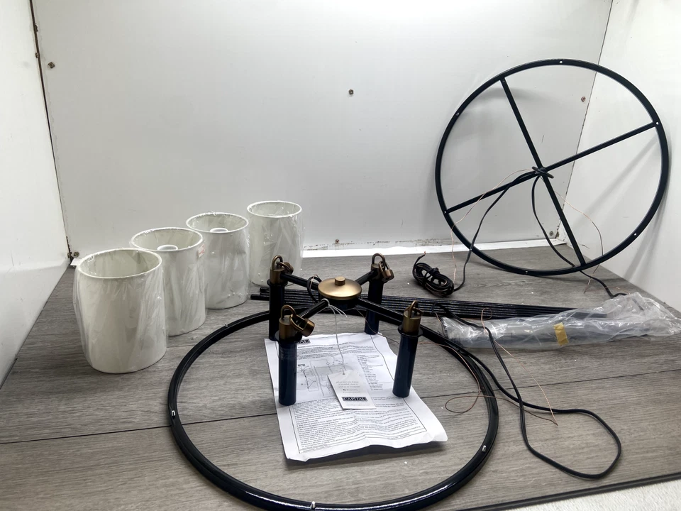 Capital Lighting 541941YA-700 Beckham 4 luces 19" ancho pilar vela colgante Foto 3 de 3