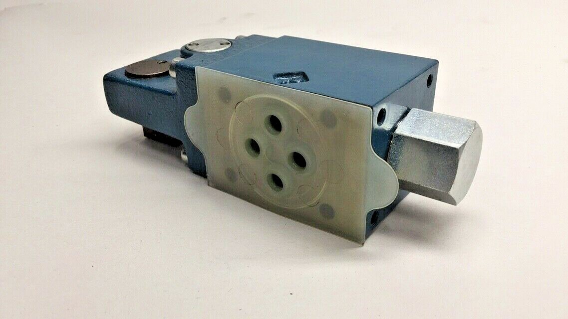 めん　0618 Rexroth 0-810-091-388 Valve Bosch 0810091388