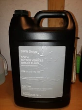 BMW BRAKE FLUID DOT 4 (1 gallon)