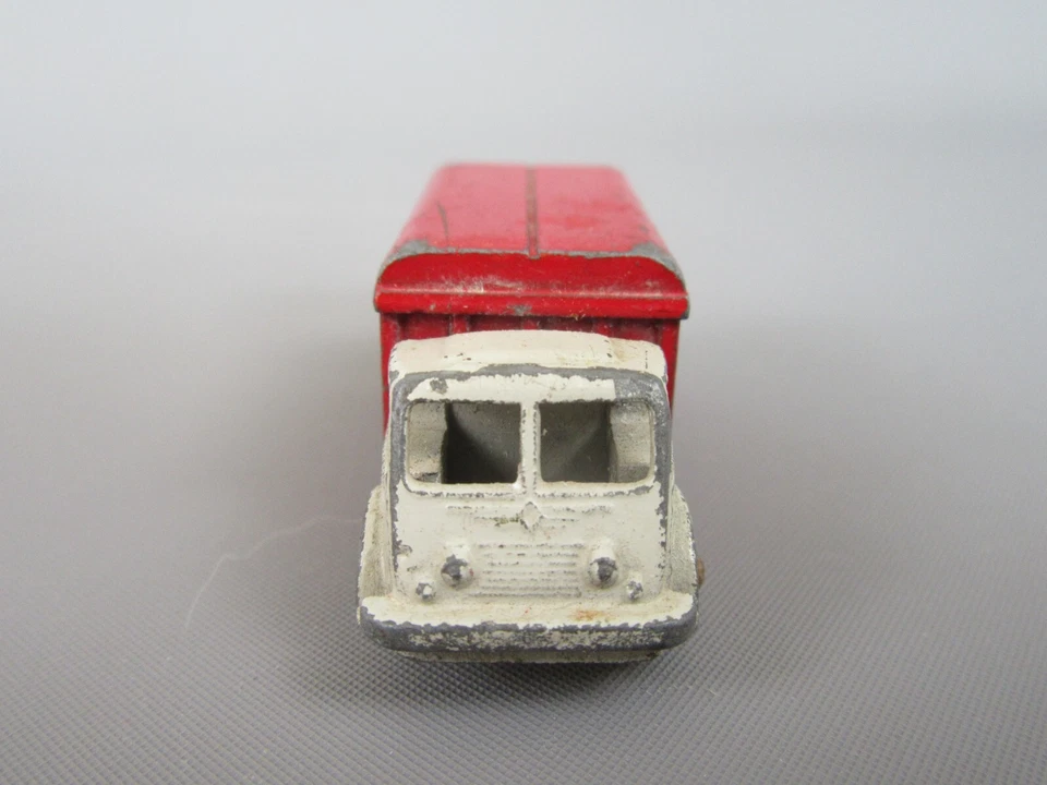 B563 Vintage 1952 CIJ M3 Francia Renault Fainéant Furgone 120CV Grigio 1:87 Ho - Immagine 2 di 4