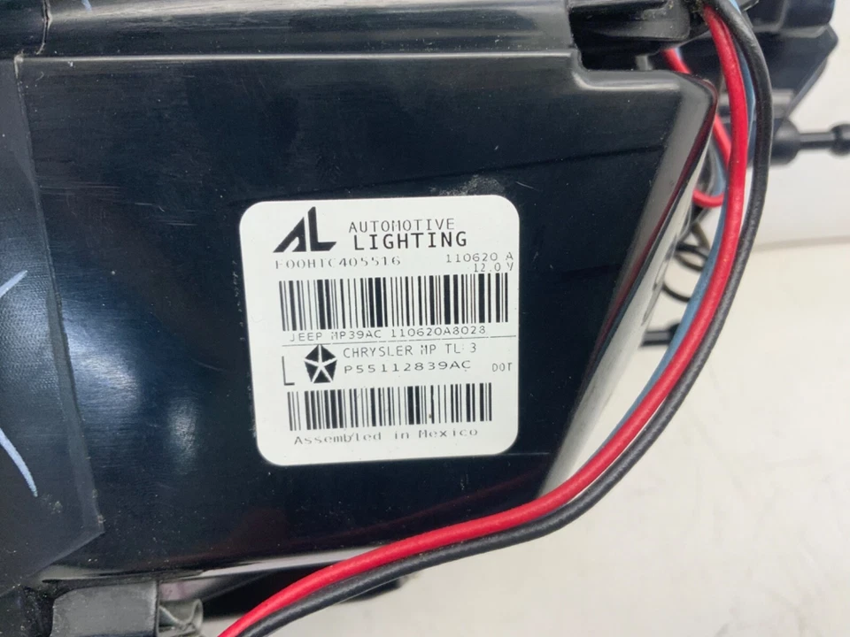 Jeep Compass 2017 2018 2019 2020 luz trasera exterior lado del conductor OEM PE 17 18 19 20 Foto 4 de 4