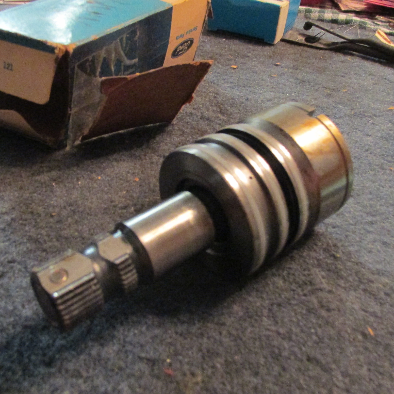 NOS 1971 1972 1973 FORD MUSTANG POWER STEERING GEAR VALVE ACTUATOR D1ZZ