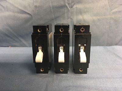 3 NEW Airpax / Carling CA1-80-46-615-111-D Circuit Breaker 15A, 1 Pole, 250V