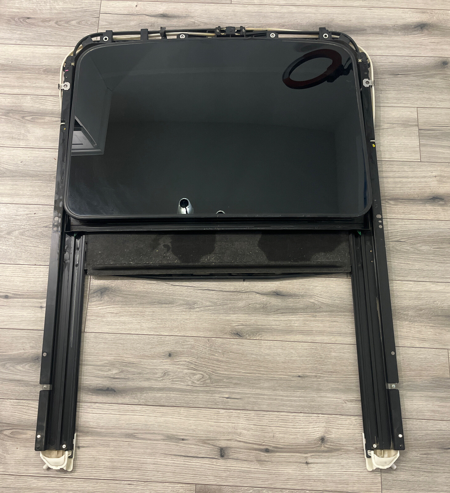 HUMMER H3 Sunroof Moonroof Assembly, Controls, Glass 2006 2007 2008