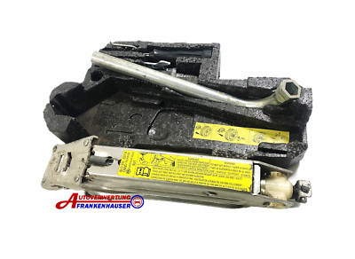 VW Passat Golf Vento Audi A3 A4 A6 Wagenheber 8L0011031A Bordwerkzeug 4B5912112A