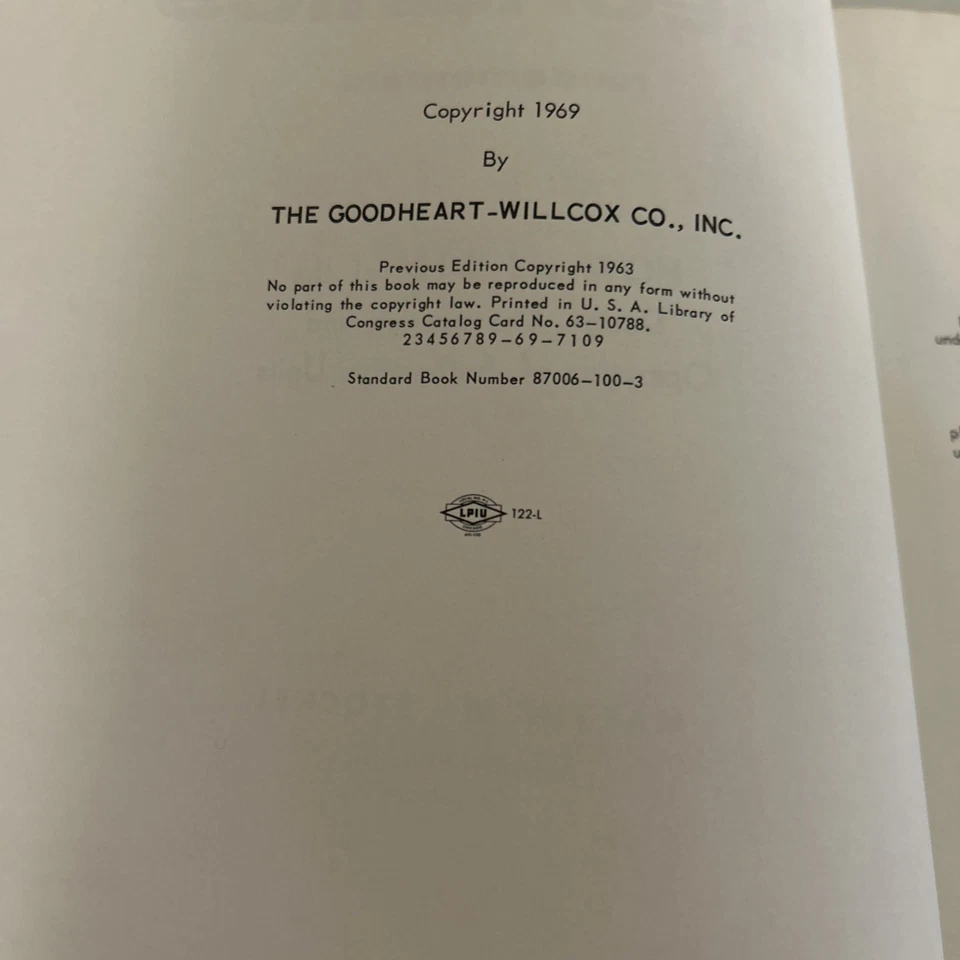 Auto Mechanics Fundamentals by Martin W. Stockel (Hardcover) c. 1969 - Image 4 of 4