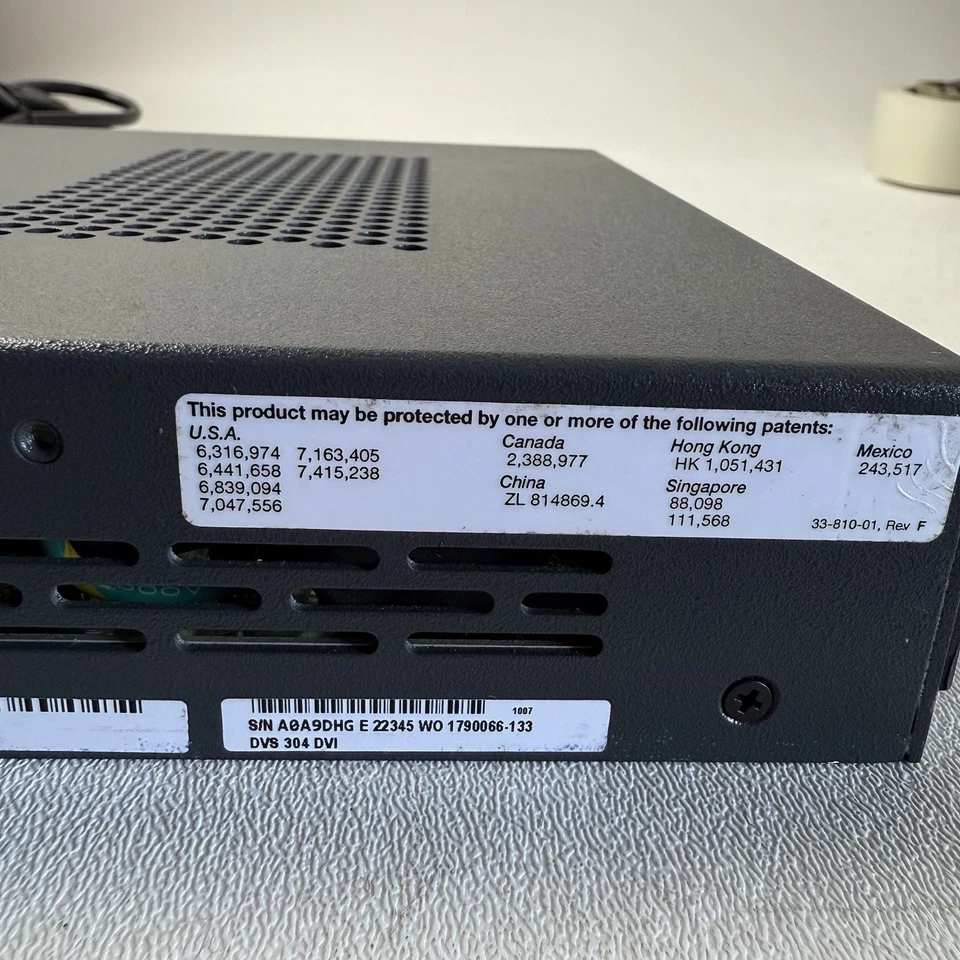 Escalador digital de video y RGB Extron DVS 304 de 4 entradas con cable de alimentación probado Foto 4 de 4