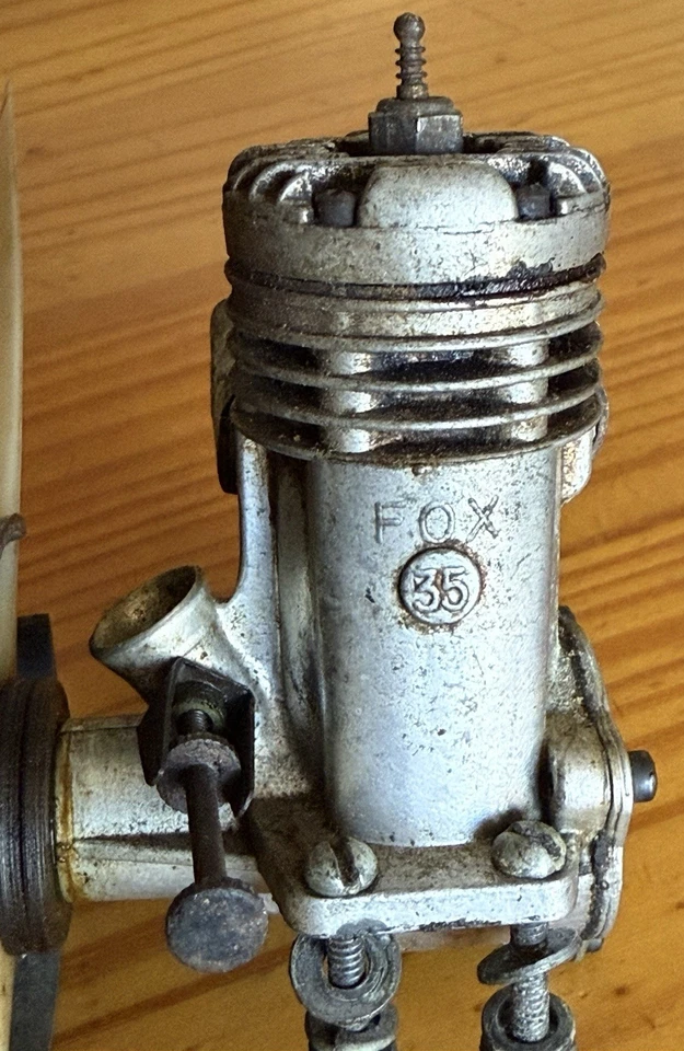 FOX 35 MODEL AIRPLANE ENGINE CONTROL LINE PISTON MOVES WITH PROPELLER VM05 - Image 2 of 4