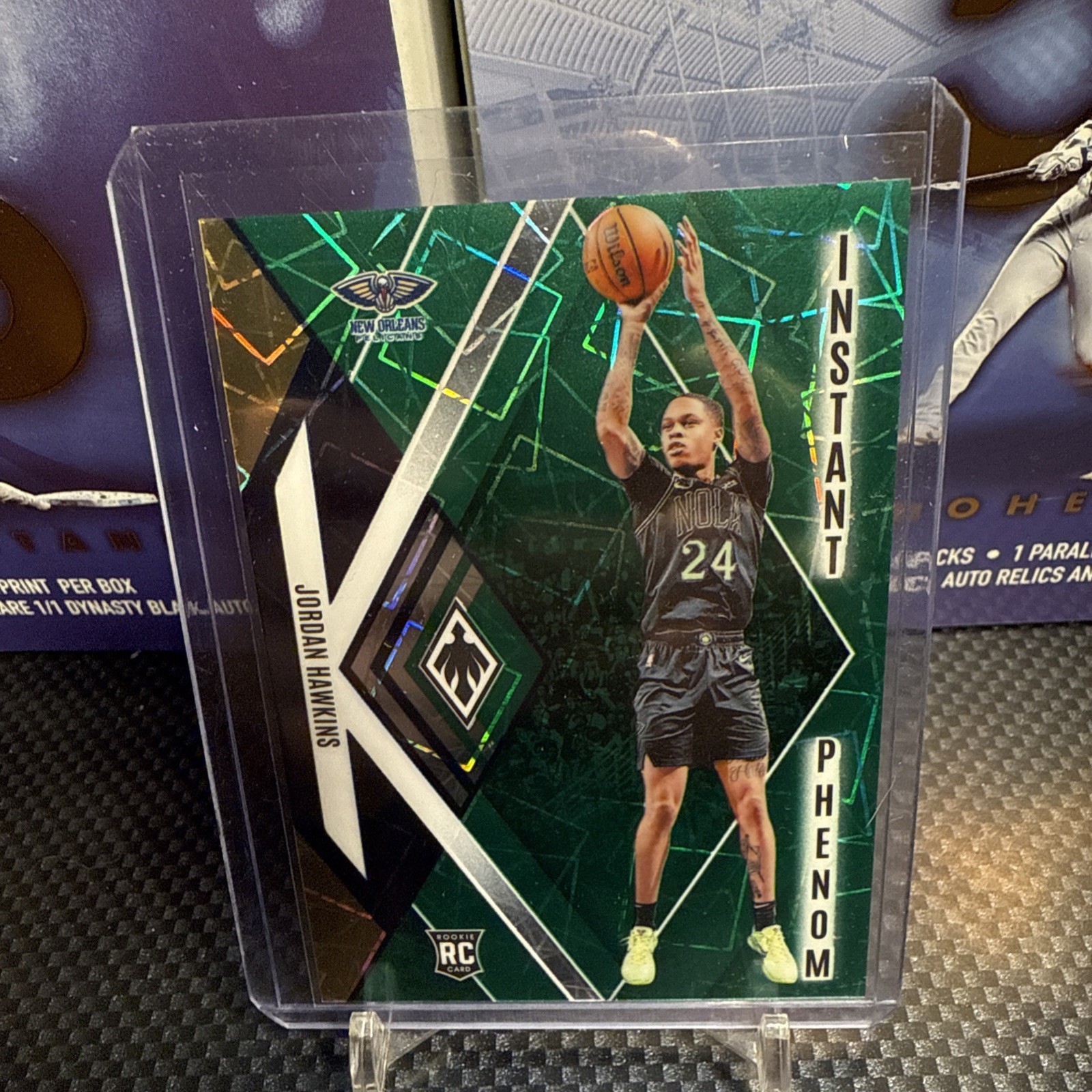 2023-24 Panini Phoenix - Instant Phenom Jordan Hawkins #14 Green Lazer /175 (RC)