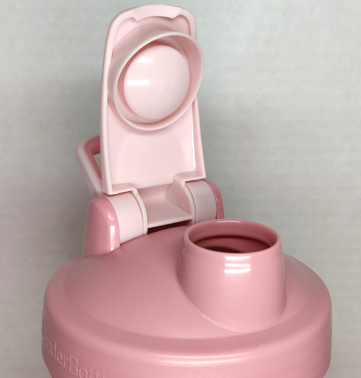 Pink Blender Bottle 22 oz Shaker, 2 Prostak Powder Jars and Supplement Storage