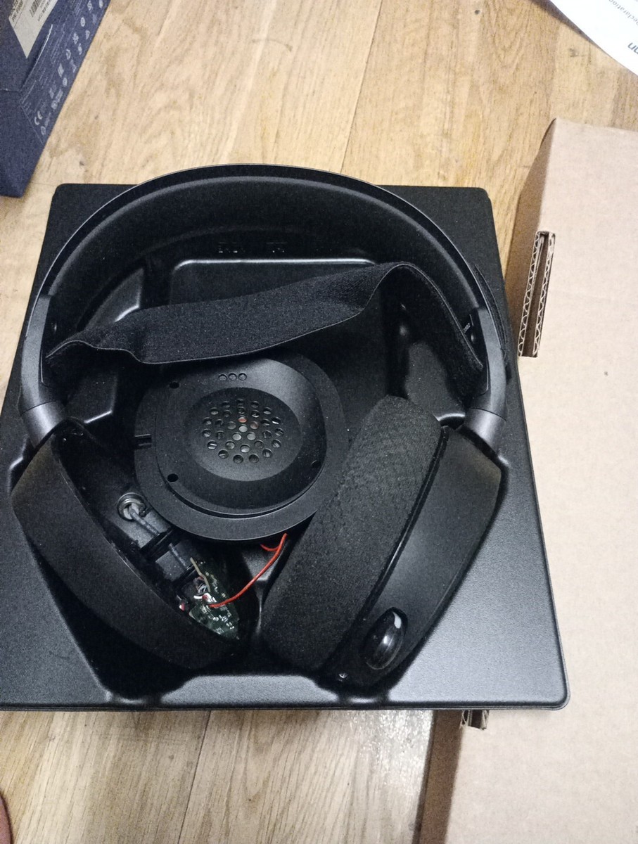 STEELSERIES Arctis Pro Wireless Gaming Headset For PC, PS5 and