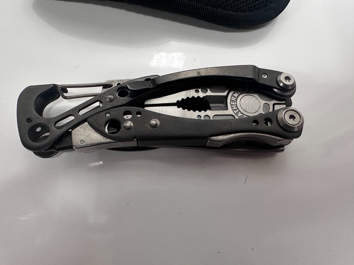 Retired Leatherman Skeletool CX Carbon Fiber Knife Multi