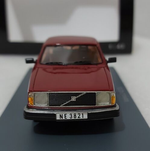 WOW Volvo 242 DL 1979 Red 1:43 Neo 43821 EXTREMLELY RARE!! - Picture 5 of 12