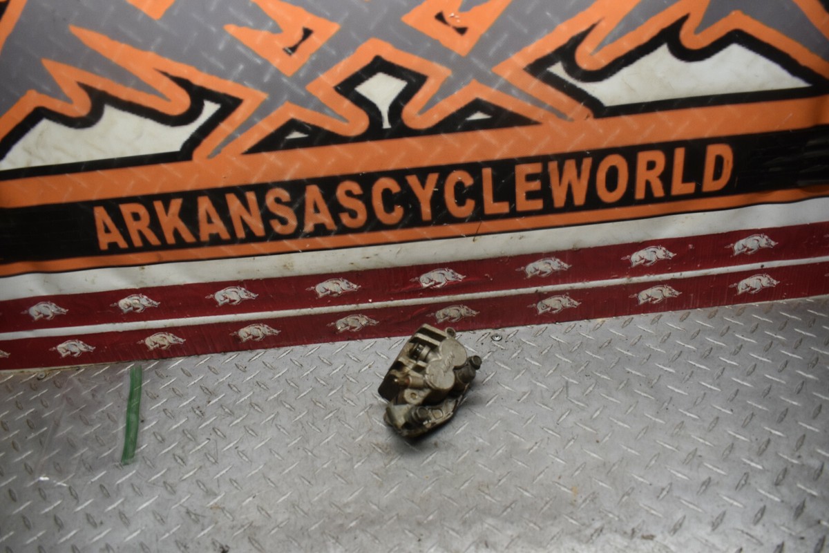 Z4-8 FRONT GOOD BRAKE CALIPER 98 YAMAHA YZ400F YZ 400 F BIKE FREE Z4-8 FRONT GOOD BRAKE CALIPER 98 YAMAHA YZ400F YZ 400 F BIKE FREE